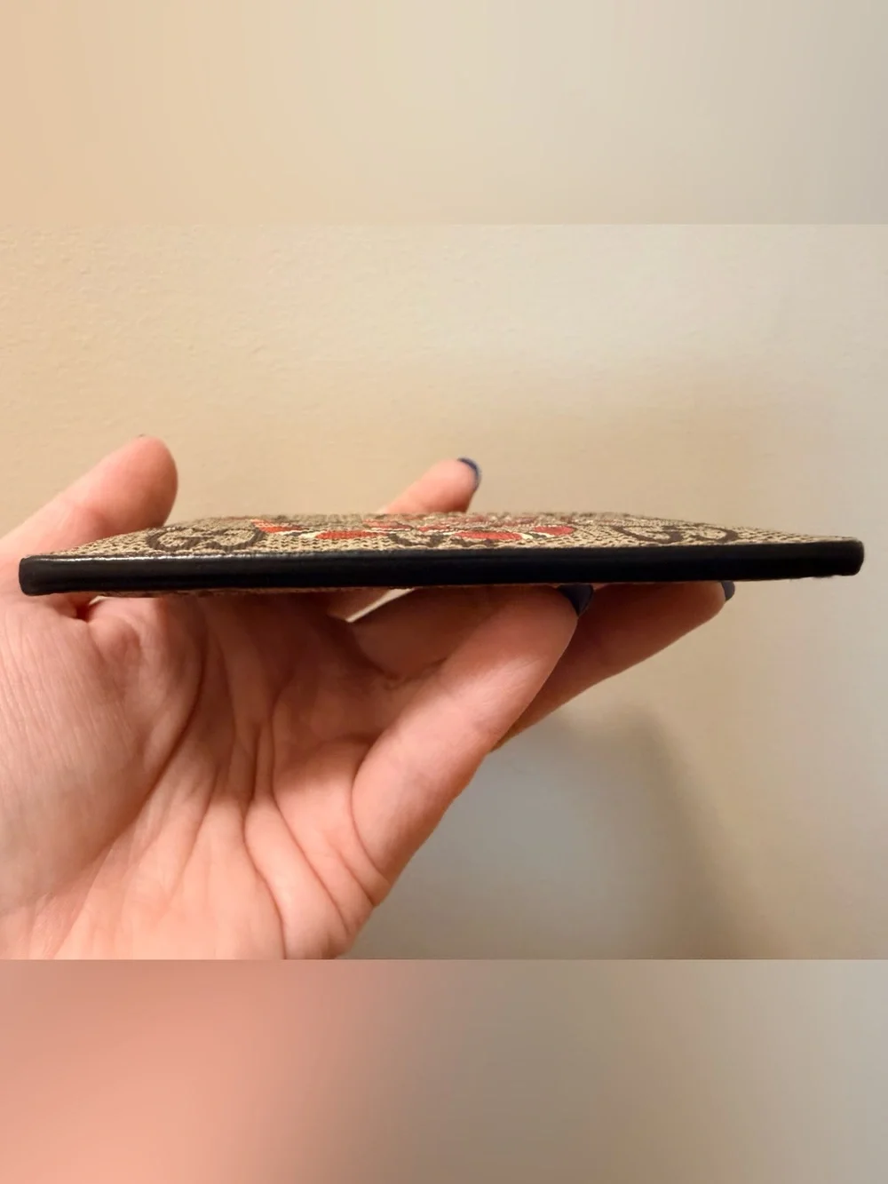 *Rare* Authentic Gucci - Snake Card Holder